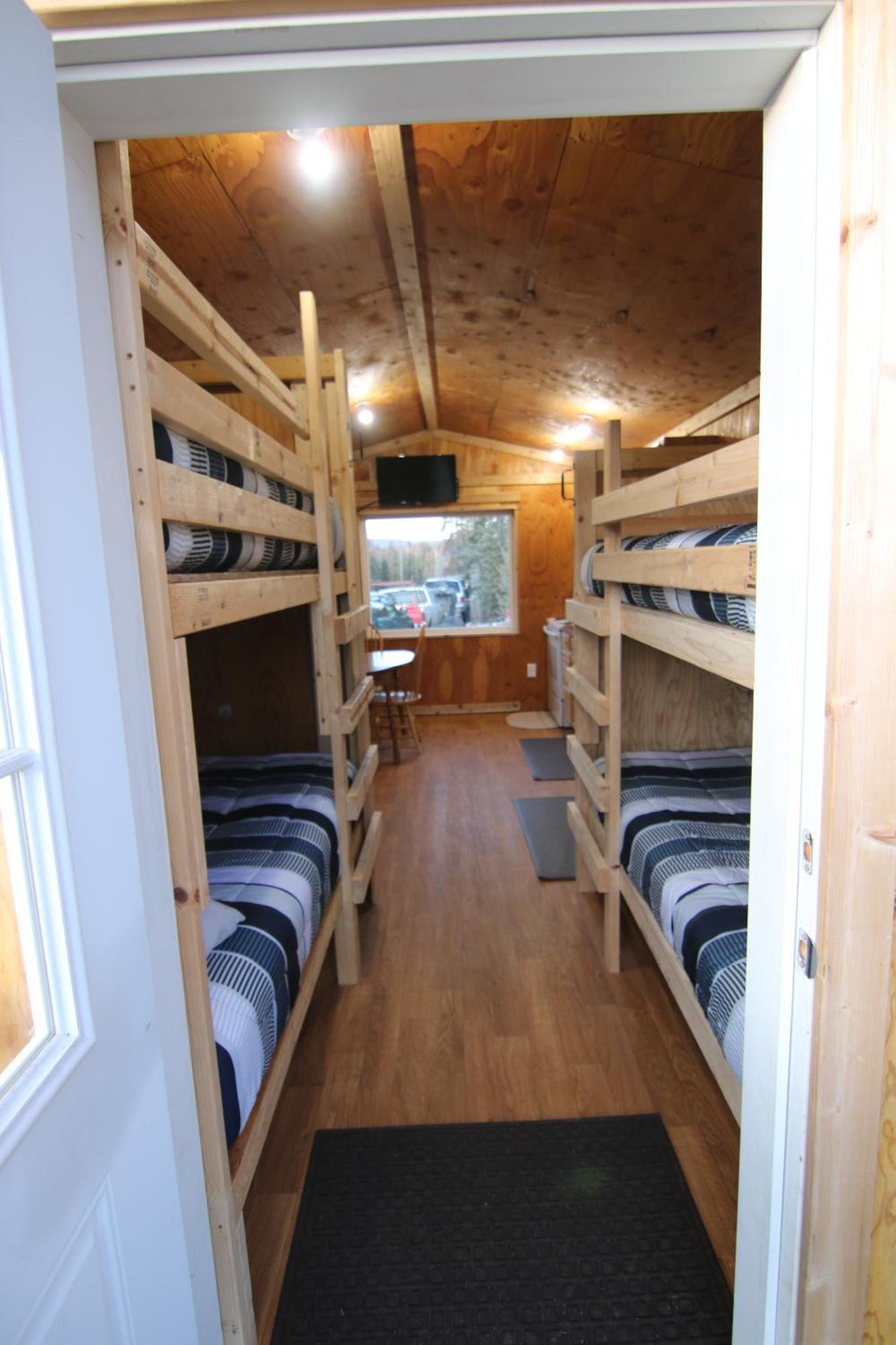 Pleasant Valley Alaskan Adventure Dry Cabins מראה חיצוני תמונה